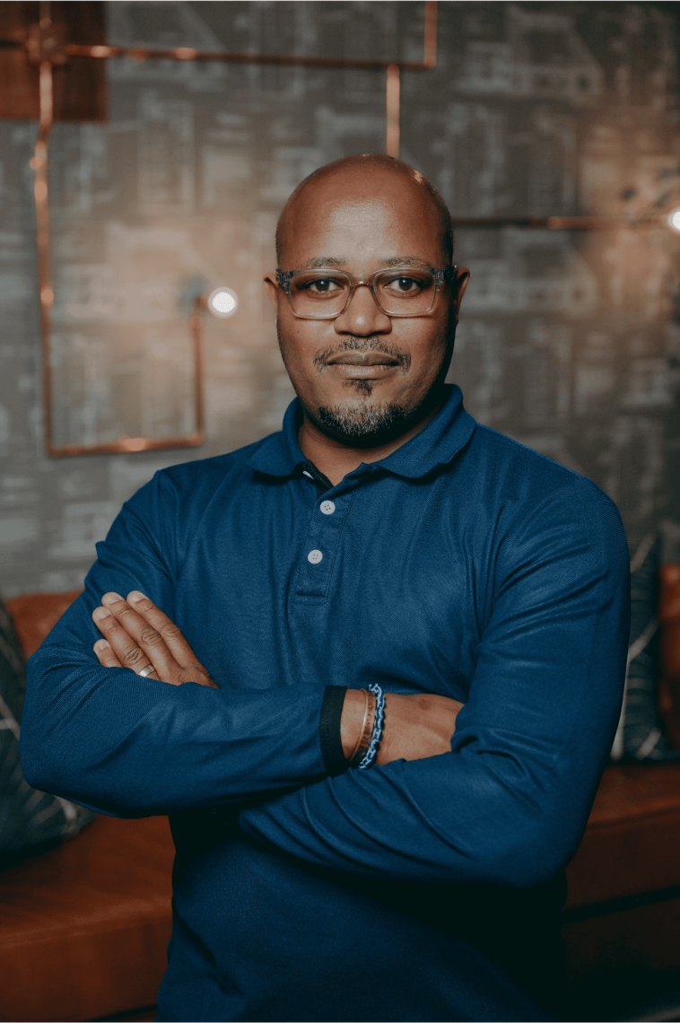 Dr Sihe Nhleko
